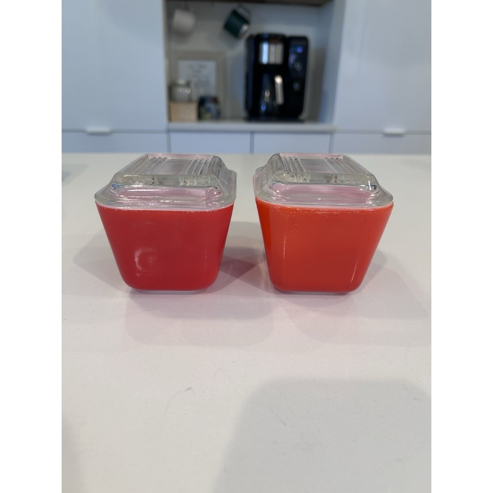 Pyrex 4pc Primary Red 501 Covered Refrigerator Storage Dishes 1947-60 Made USA